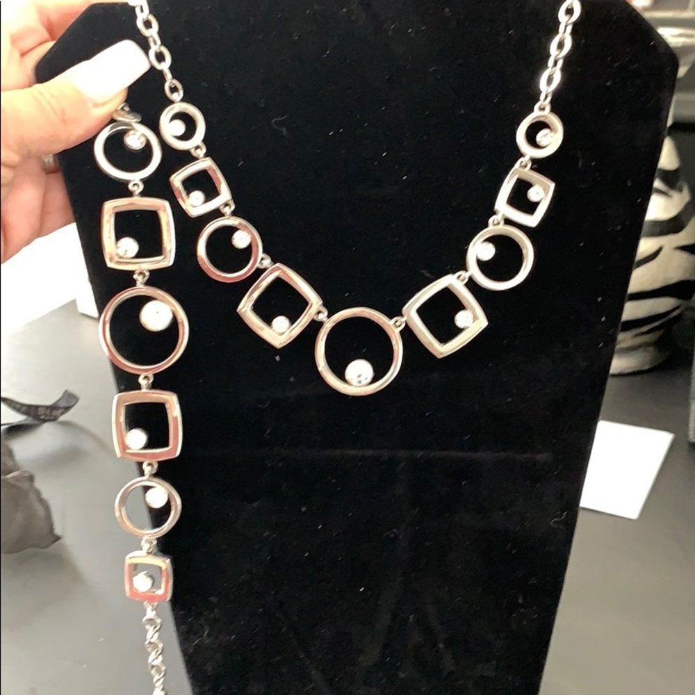 White House Black Market necklace & bracelet